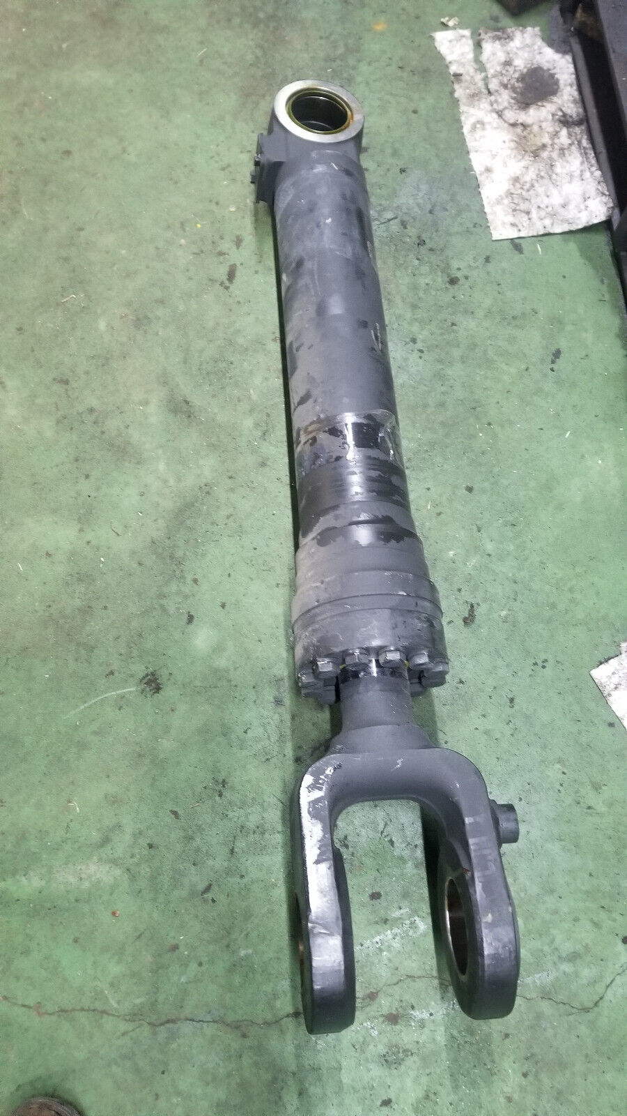KOMATSU R707-G1-03970 - CYLINDER ASSEMBLY R707G103970