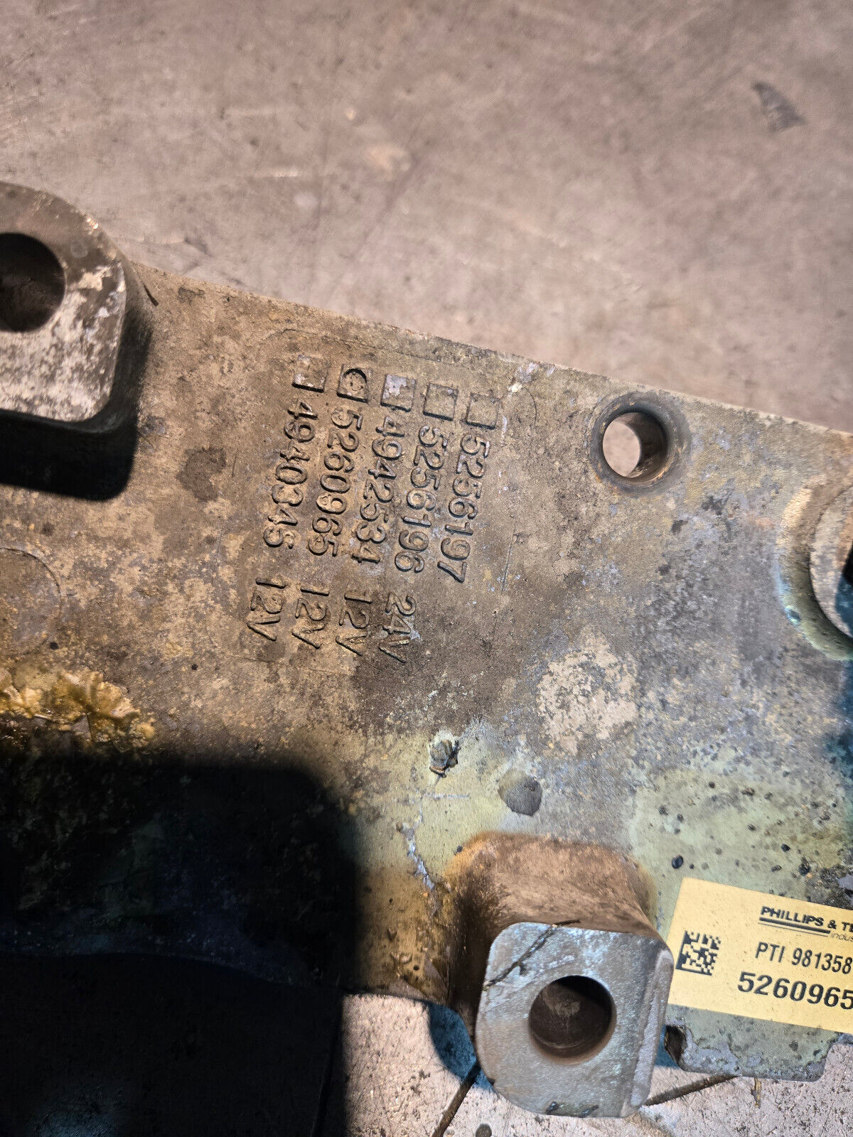 5260965 CUMMINS 6.7 6.7L INTAKE MANIFOLD GRID HEATER  ref812