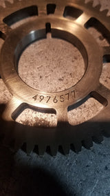 4976577 CUMMINS 5.0L USED OEM CAMSHAFT GEAR NISSAN TITAN XD