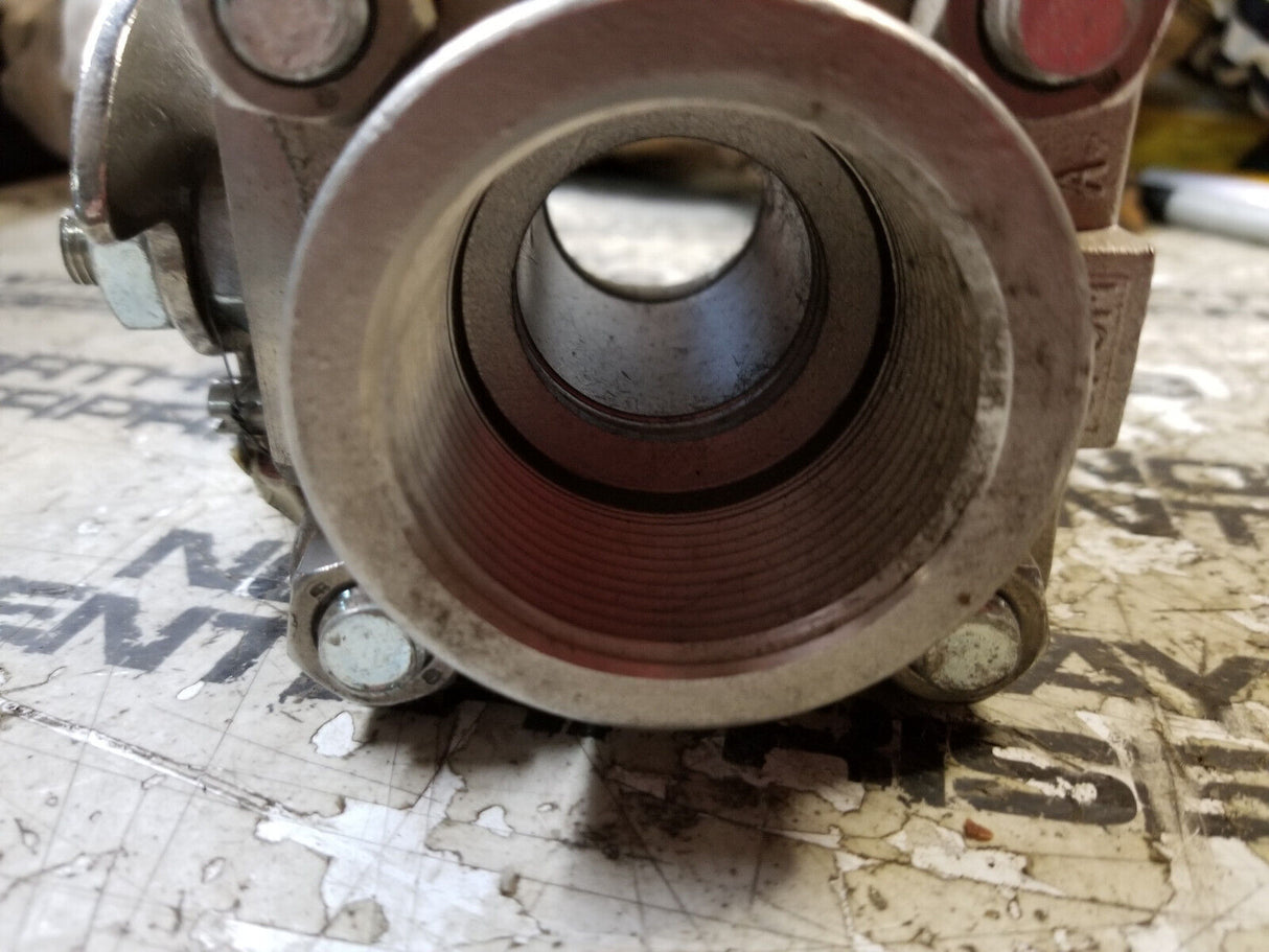WORCESTER A351  CF8M HCPC 4466RTSE 1 1/2" Ball Valve