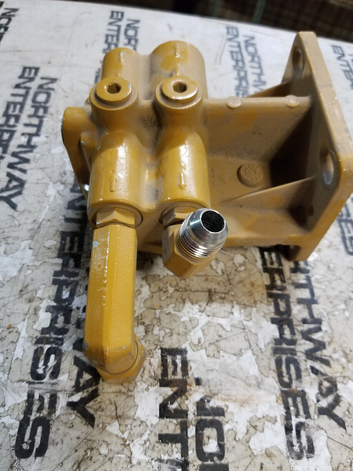 177-9778 CAT FILTER BASE 1779778