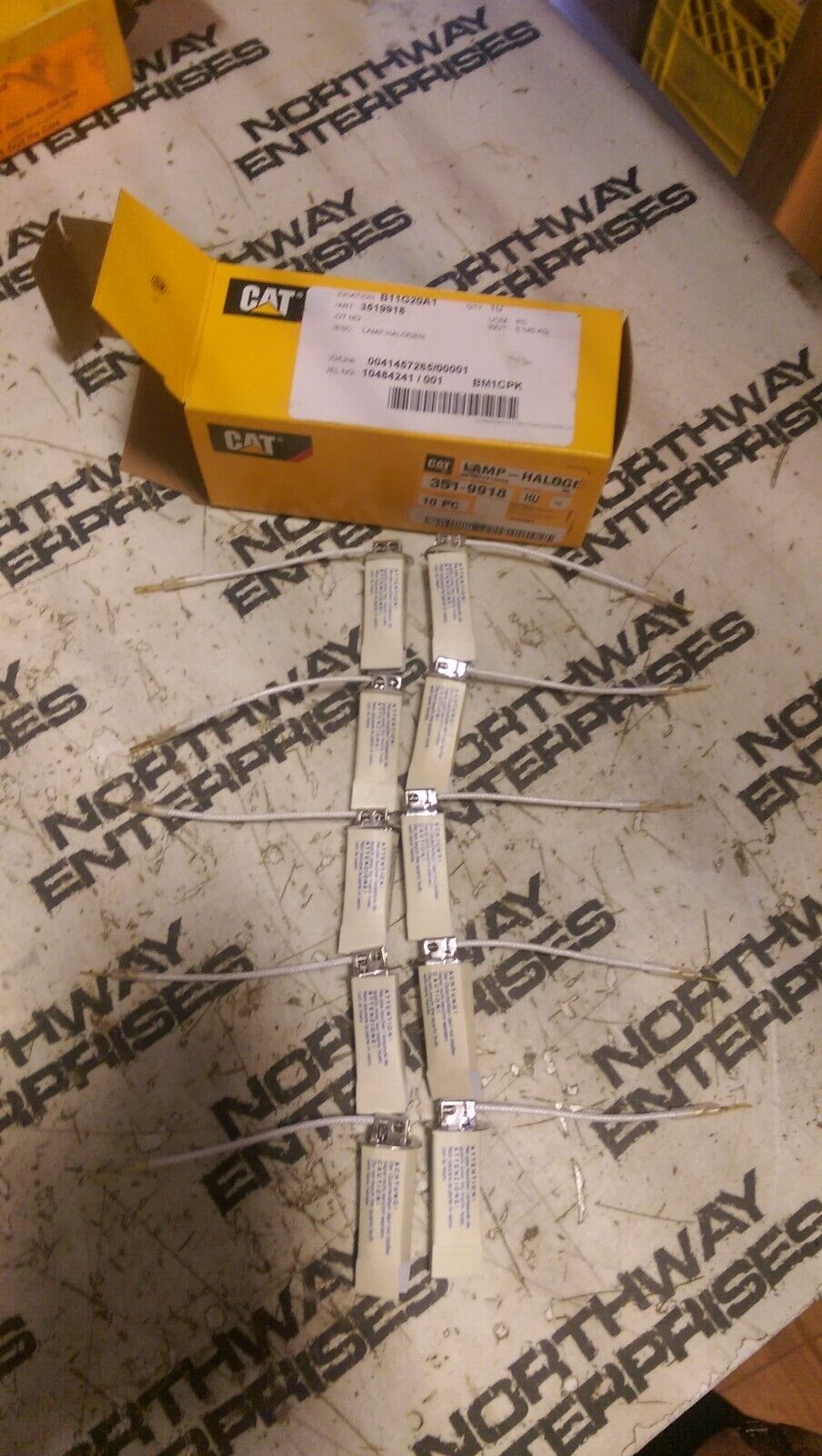 351-9918 CATERPILLAR LAMPS LOT OF 10 BULBS