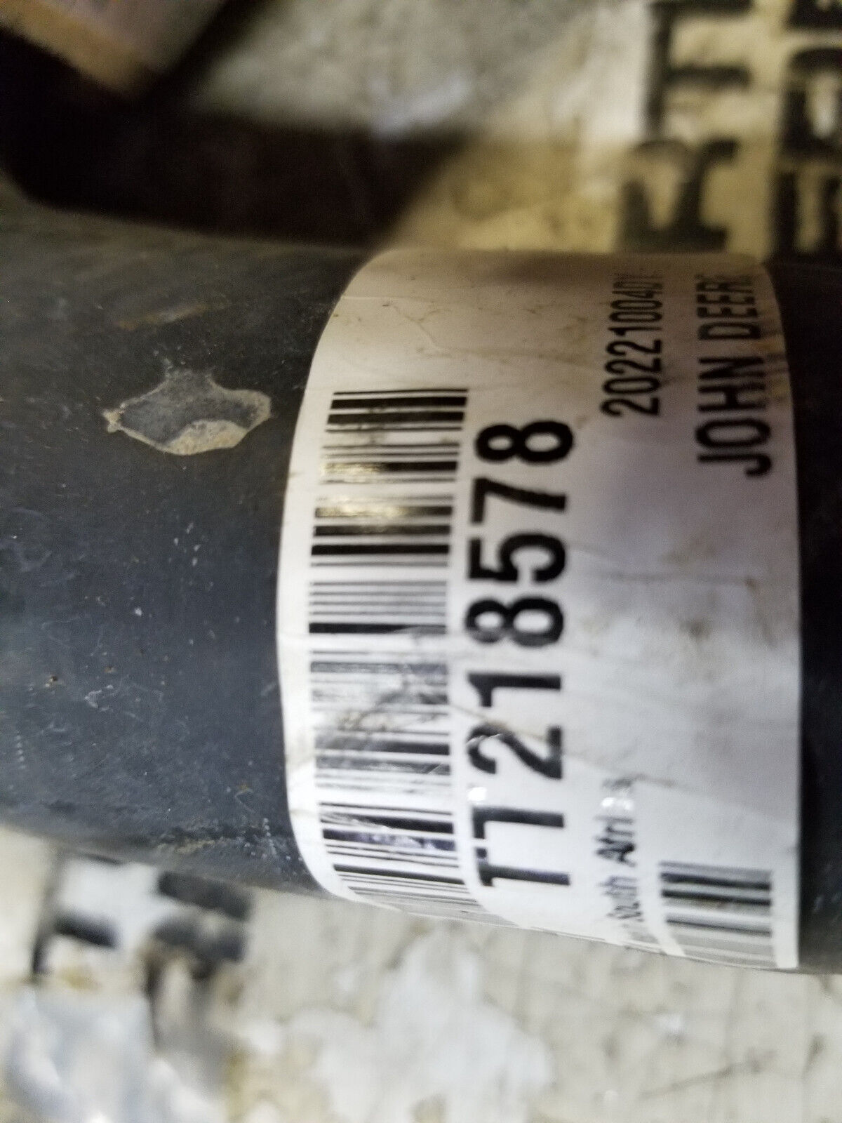 JOHN DEERE HOSE TT218578