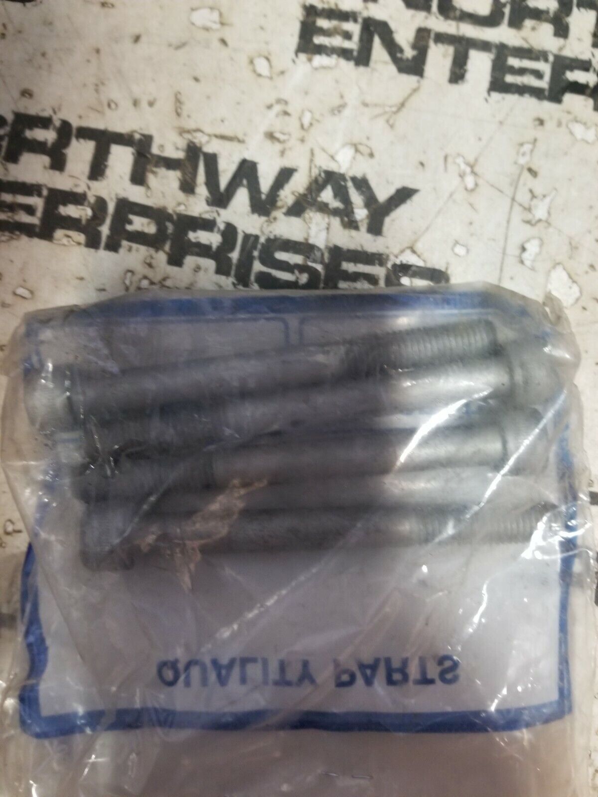 108-4282 CATERPILLAR BOLT 4PC