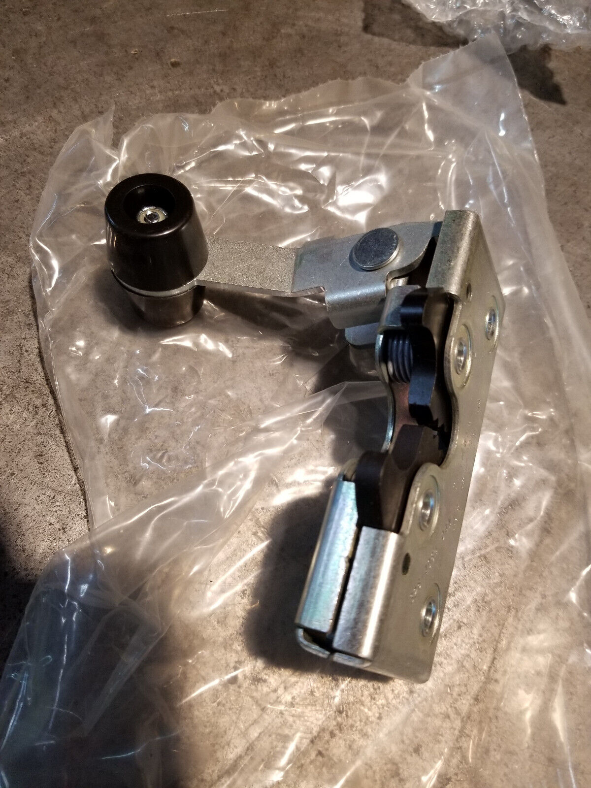 328-4984 CATERPILLAR Genuine OEM LATCH ASSEMBLY