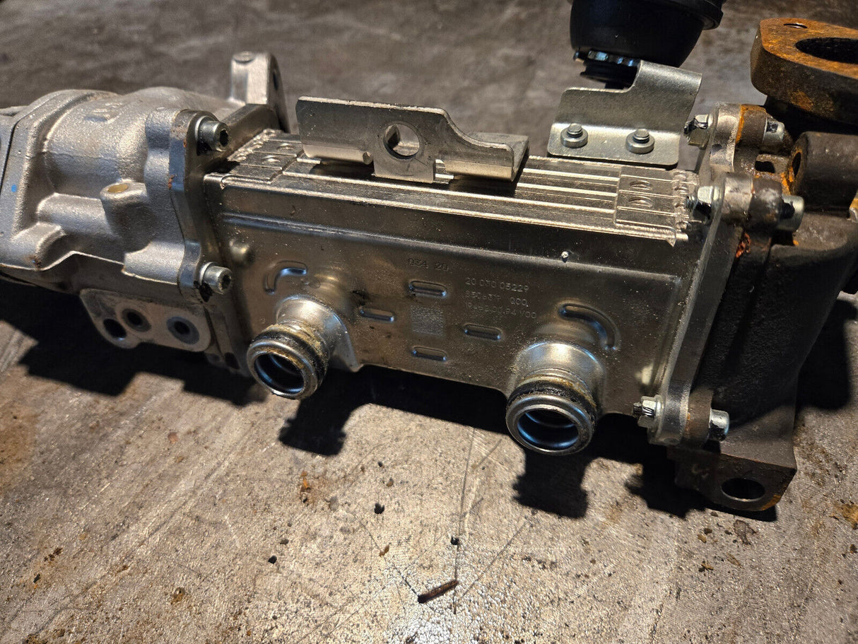 68445601AA 68211310AAA  3.0L ECODIESEL USED EGR COOLER