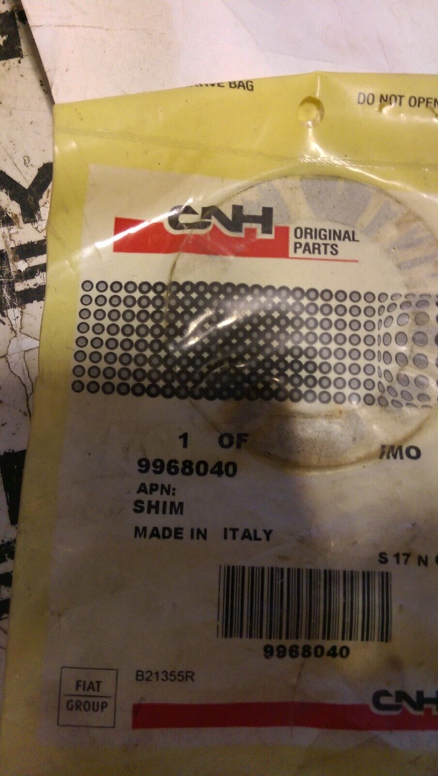 CNH 9968040 SHIM