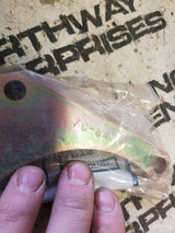 7C-8434 CATERPILLAR BRACKET