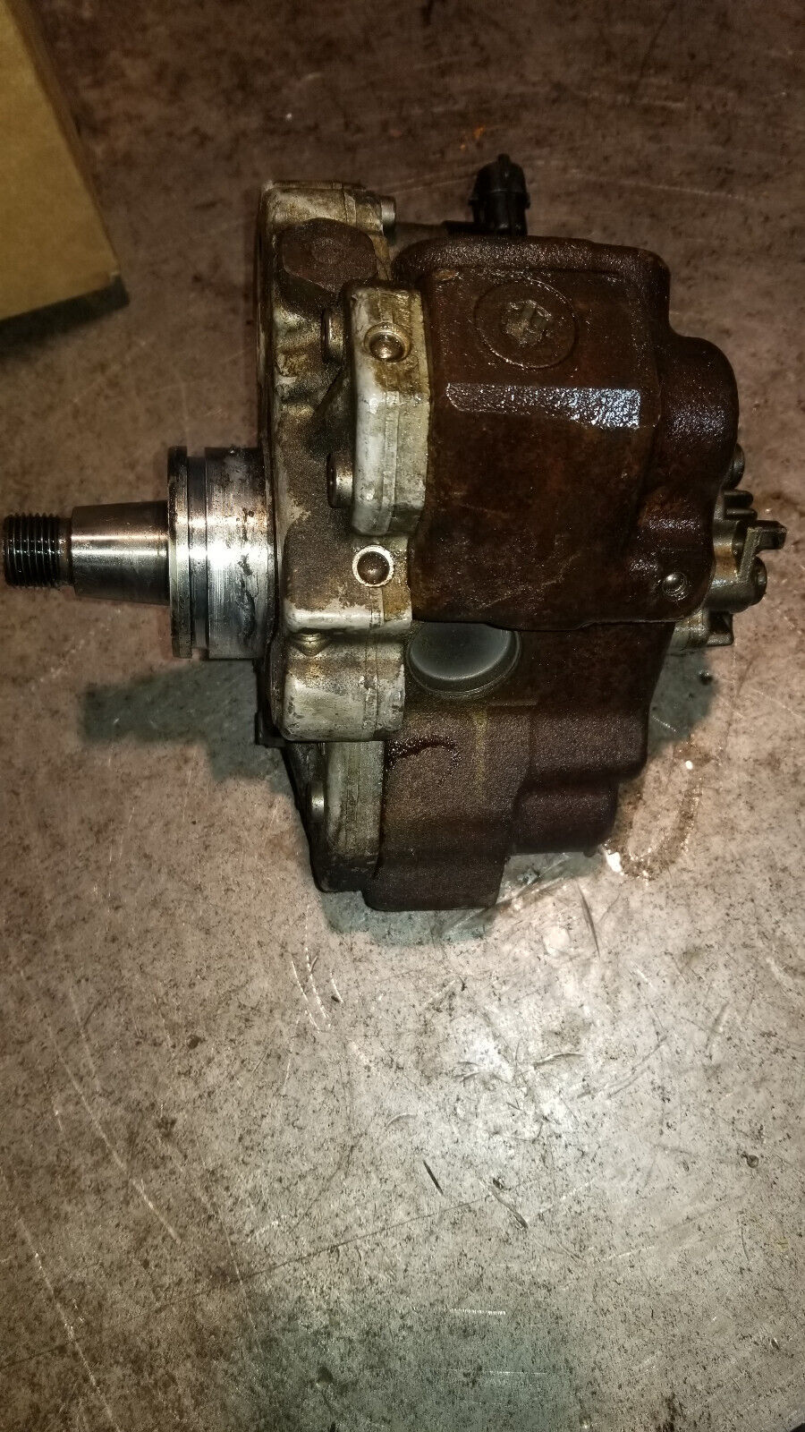 CORE 0445020037 Bosch CP3 Pump 07-10 GM Duramax CORE / FOR PARTS
