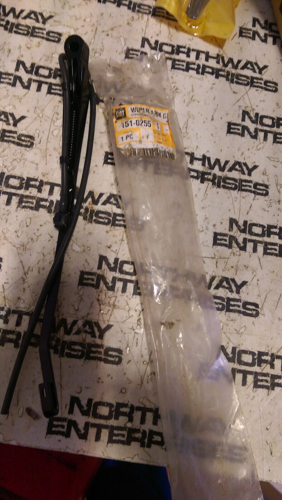 151-0255 CATERPILLAR WIPER ARM ASSEMBLY 1510255