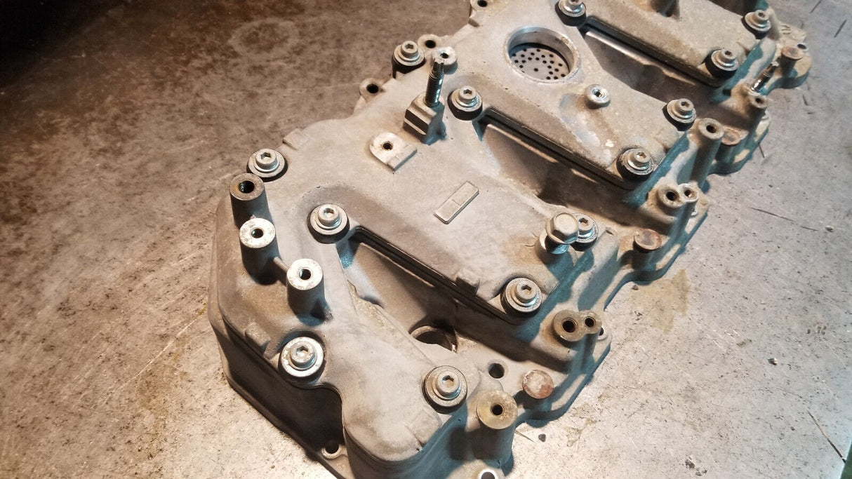 2011-2015 DURAMAX 6.6 6.6L DIESEL LML VALVE COVER & SPACER LH DRIVER