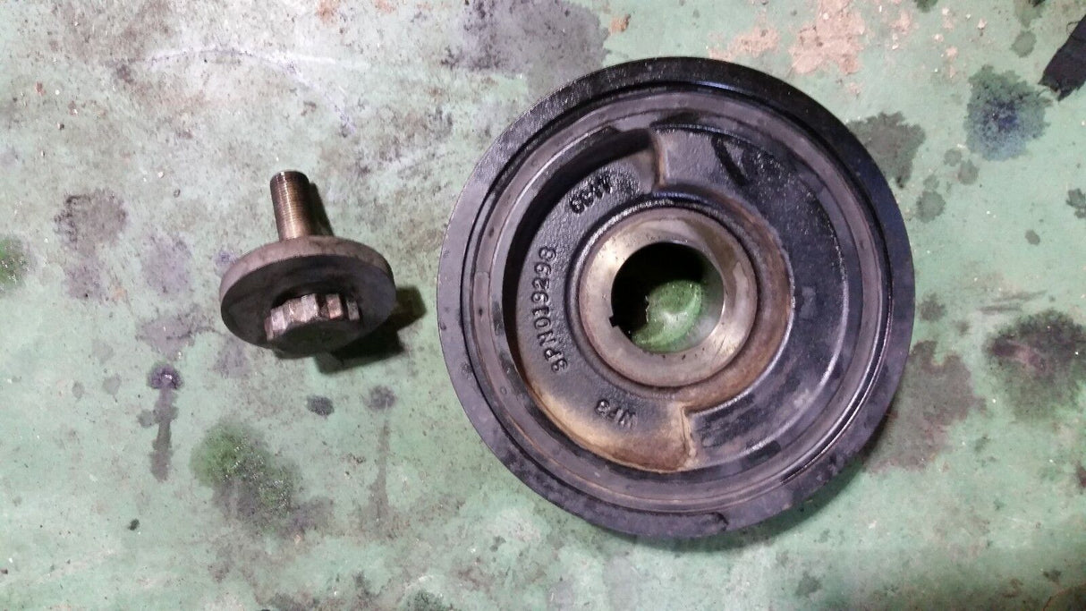 07-10 2007-2010 Duramax LBZ LMM Harmonic Balancer 97374383 SPN019298 with bolt