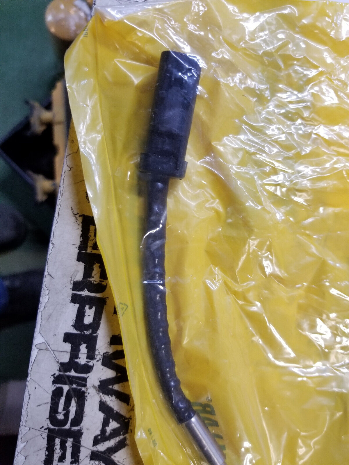 233-6131 CAT TEMPERATURE SENSOR 2336131 D9 D8 D8T D10T2 D10 D11 D9T D11T D7E LGP