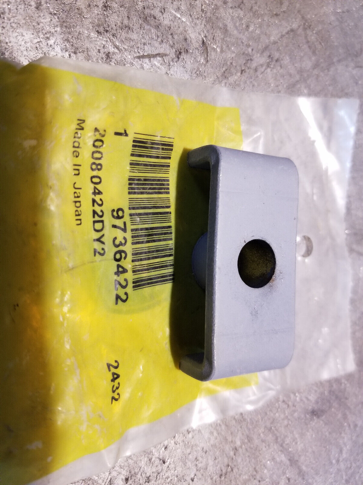 JOHN DEERE 9736422 CLAMP