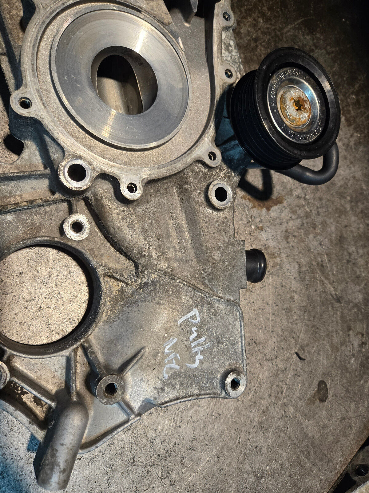MERCEDES SPRINTER W906 2.1 DIESEL WATER PUMP BRACKET A6512011509