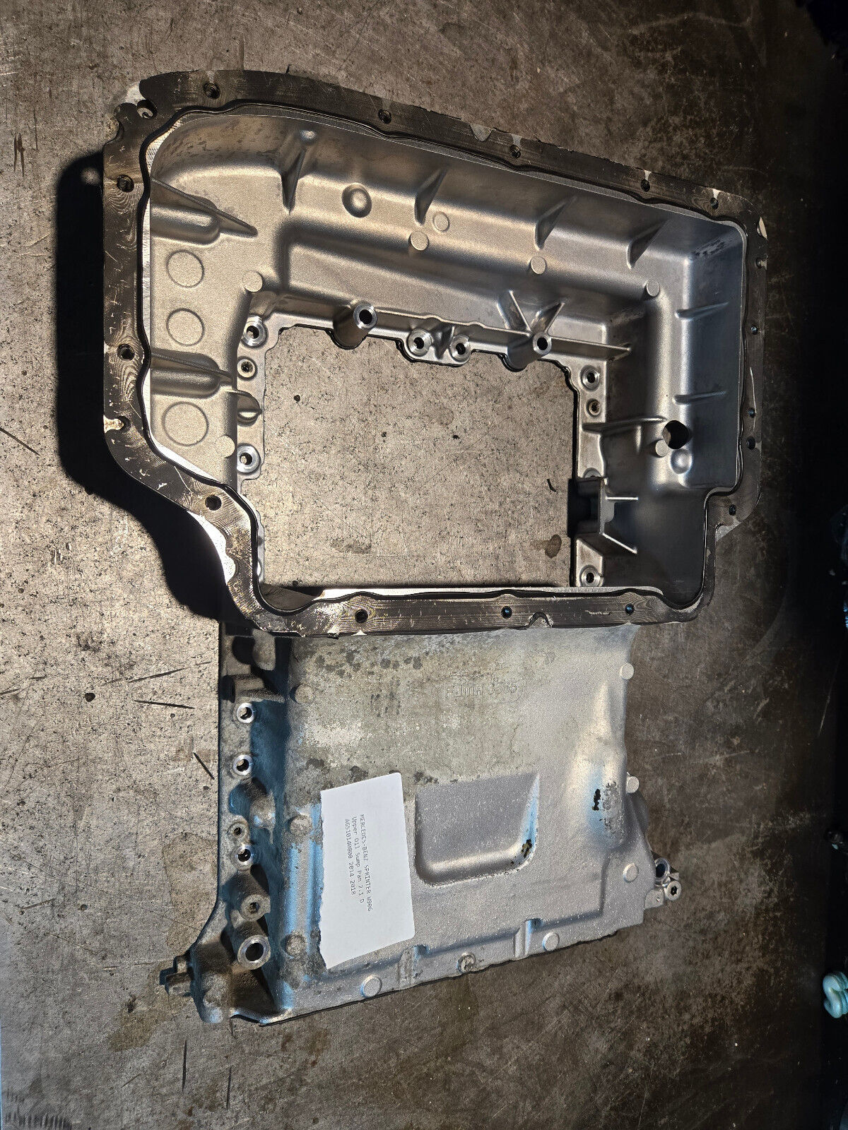 Mercedes Sprinter W906 Oil Pan Top A6510140800