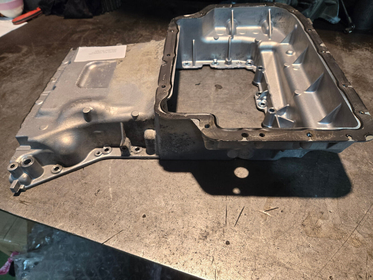 Mercedes Sprinter W906 Oil Pan Top A6510140800