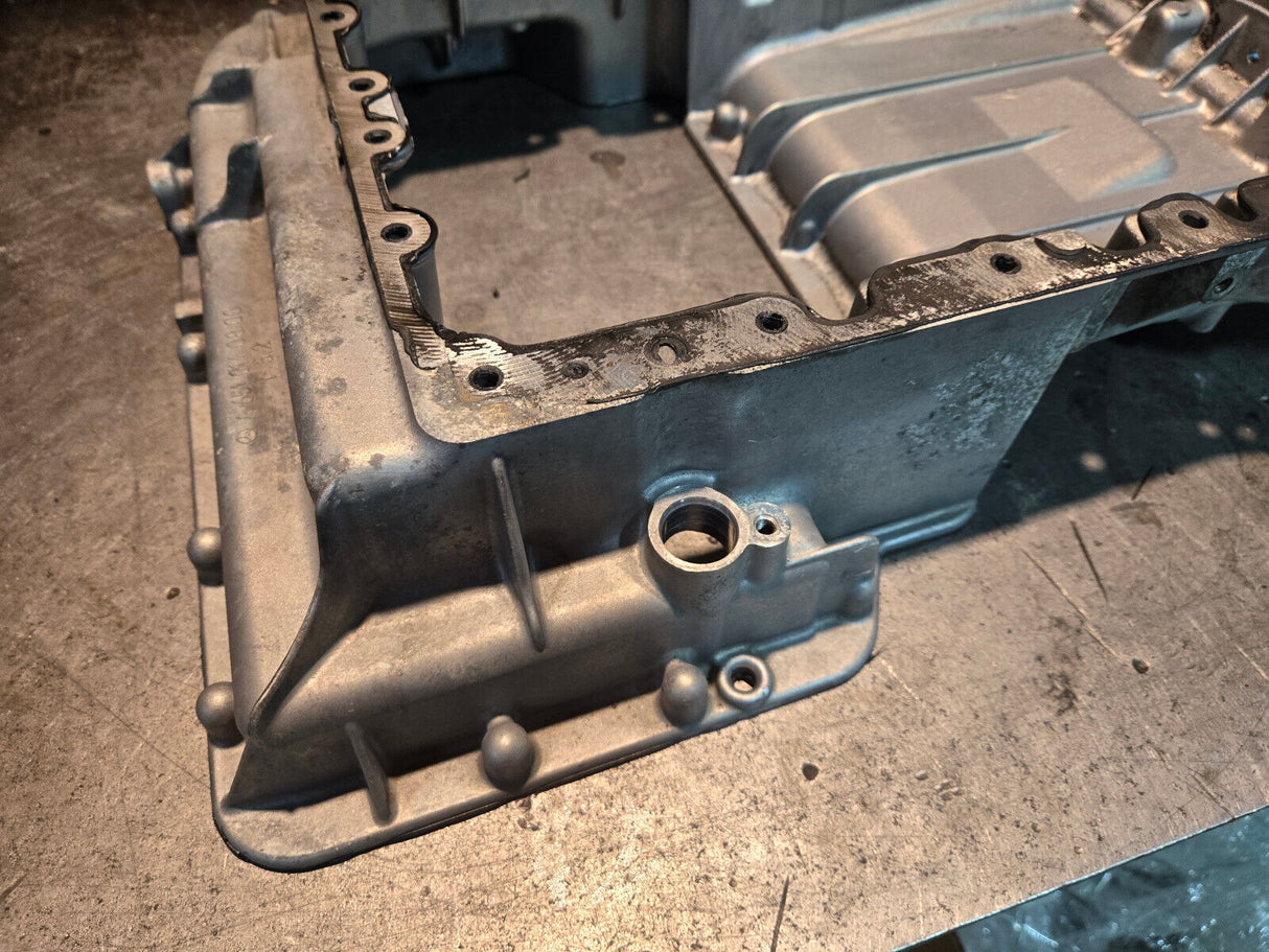 Mercedes Sprinter W906 Oil Pan Top A6510140800