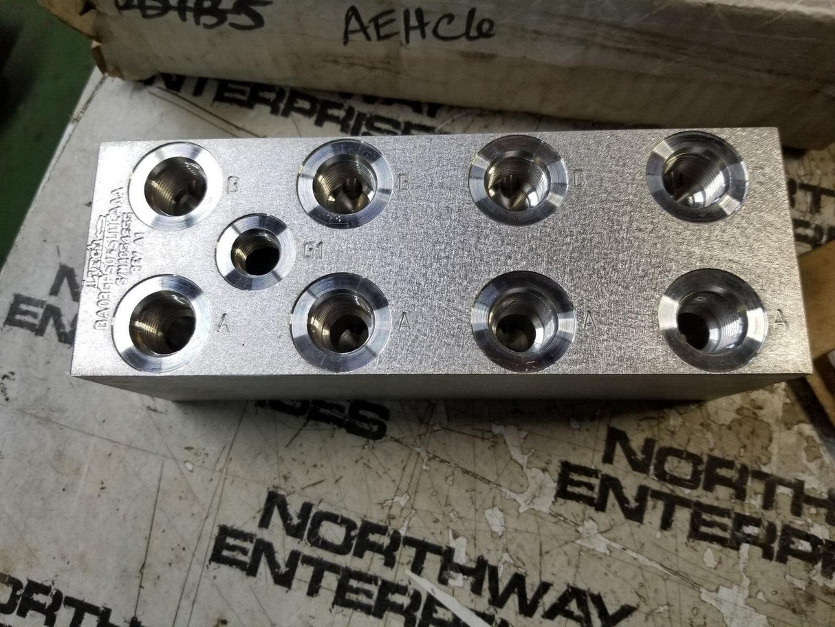 D03 4-STN PARALLEL MANIFOLD - BA03GPS04SDUCAAA