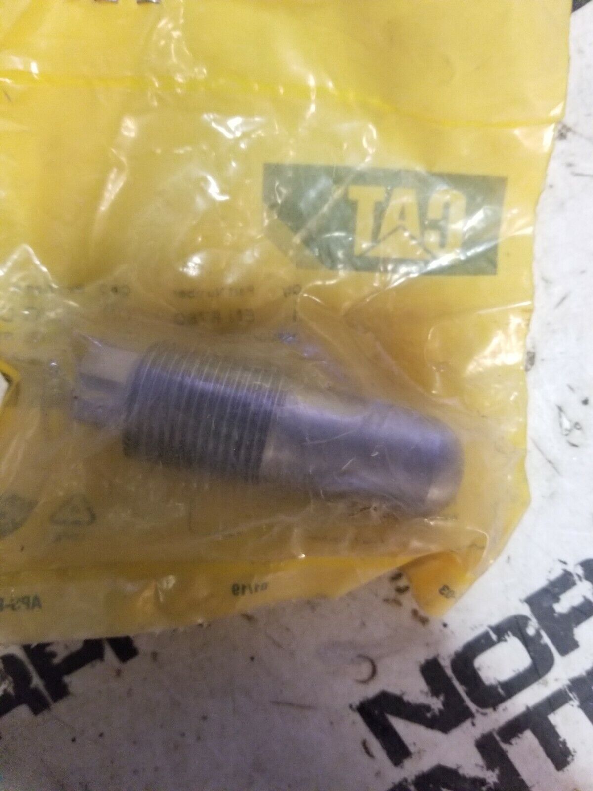 5N-8780 CATERPILLAR PLUG