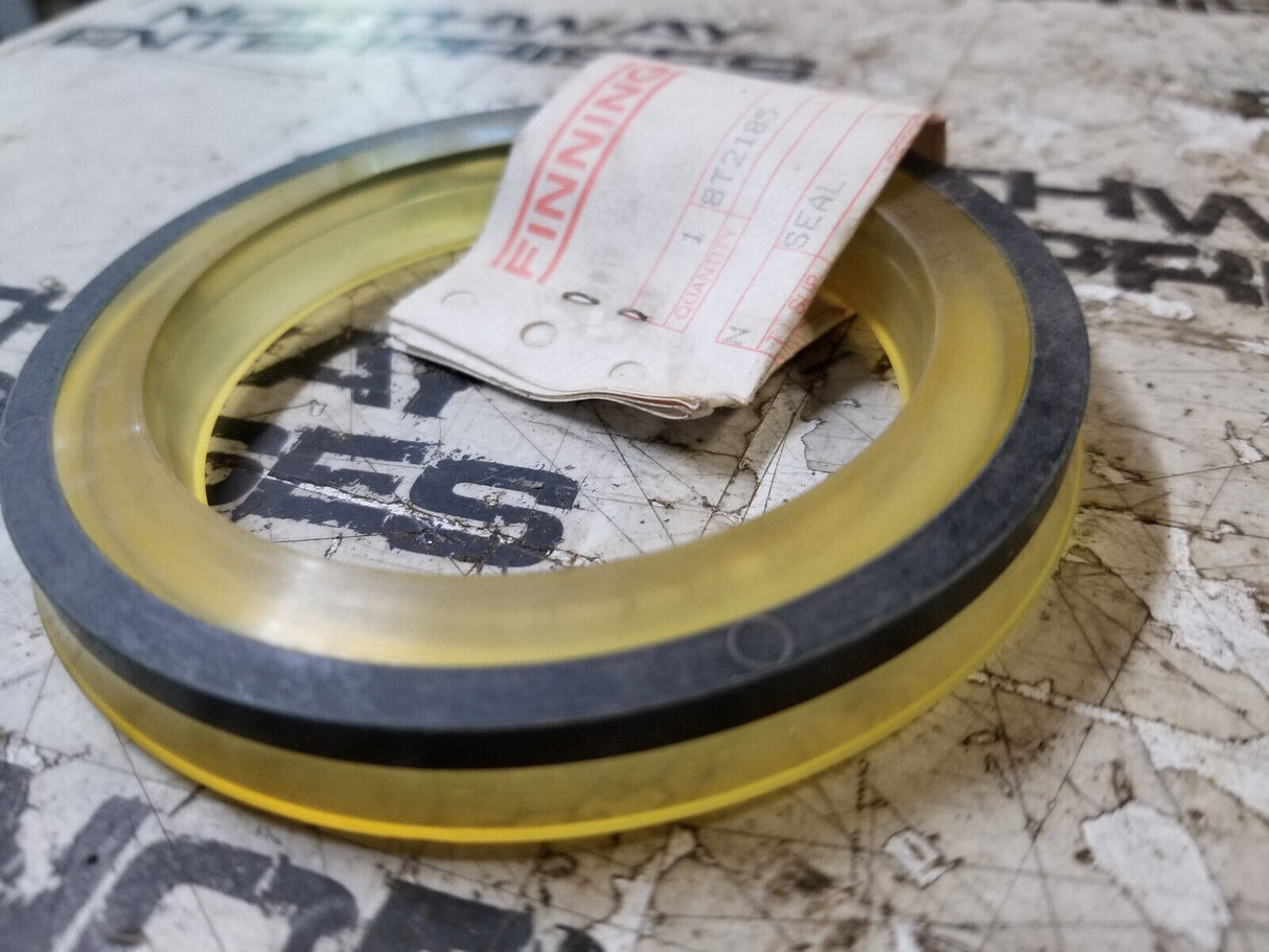 8T-2185 U-CUP SEAL 8T2185