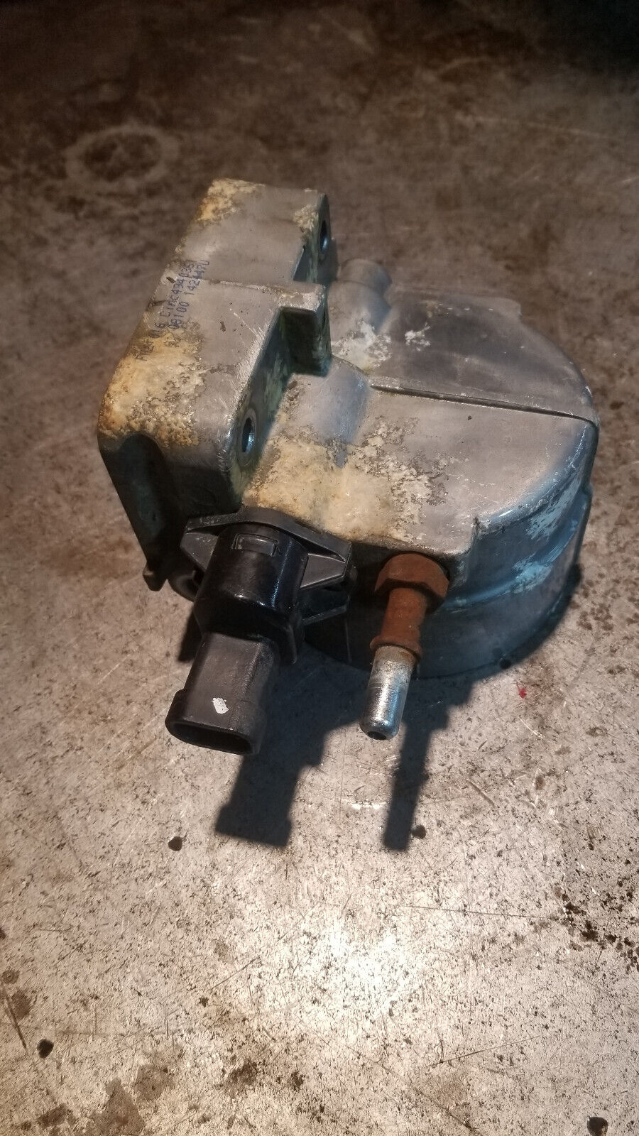 Dodge Ram Cummins Fuel Filter Canister Housing 6.7 OEM Mopar 68061633AA 4940361