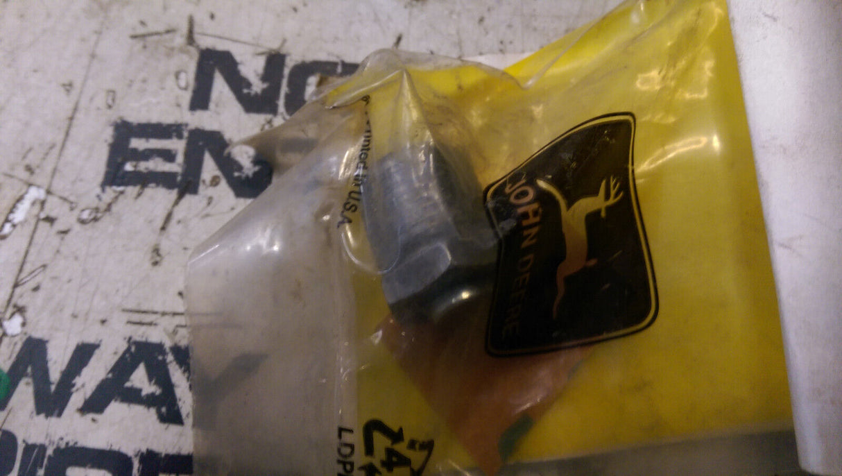 AT63089 JOHN DEERE DRAIN CAP
