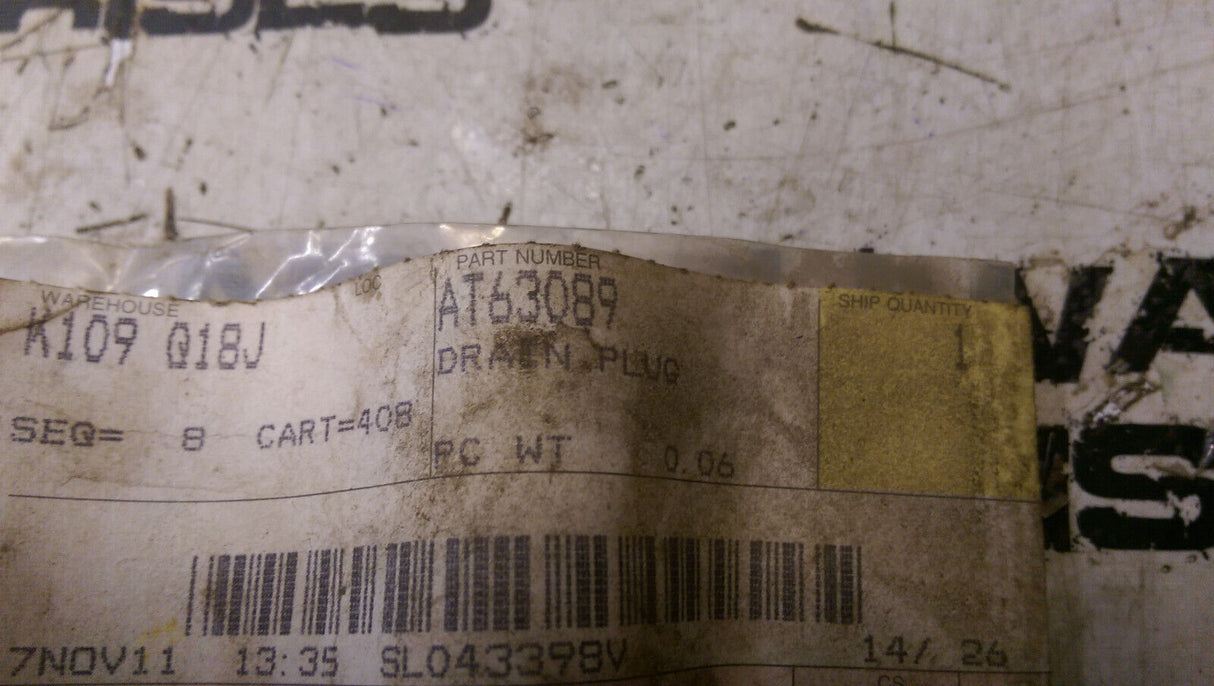 AT63089 JOHN DEERE DRAIN CAP
