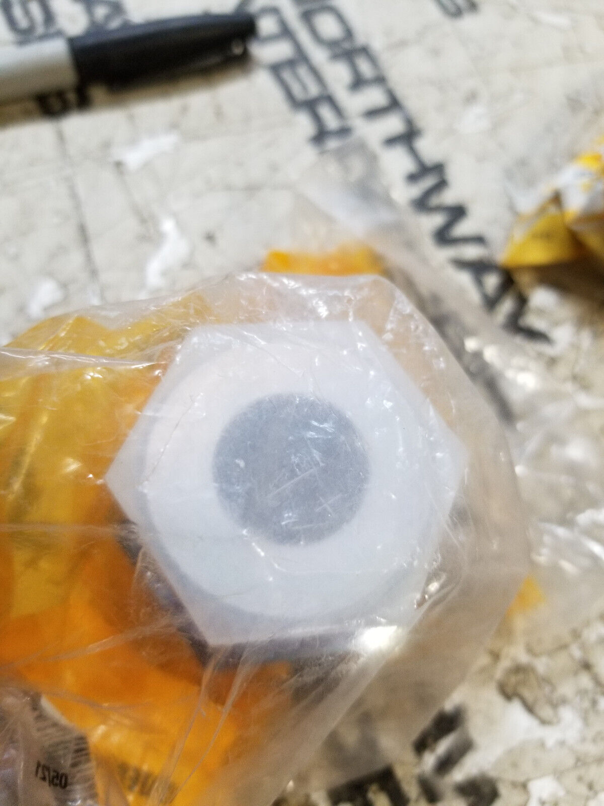6V-9875 CAT 47.63mm Hexagonal Fluid Carrying Adapter