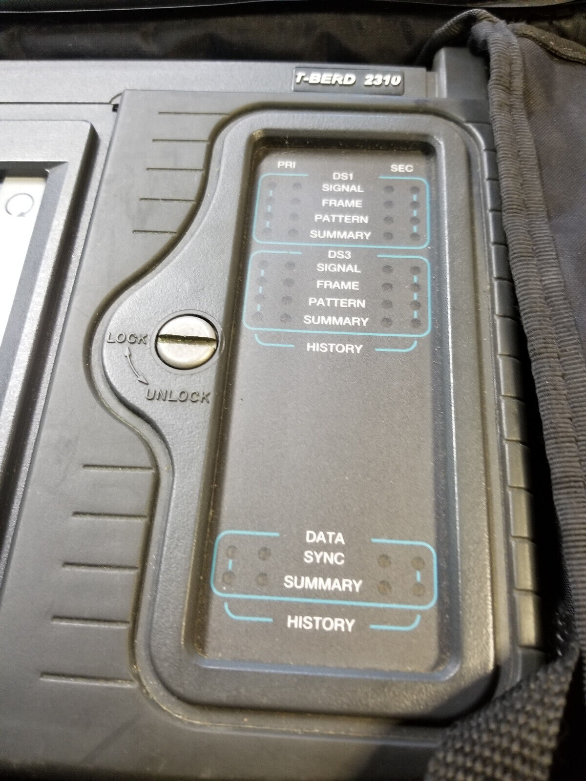 ACTERNA TTC2000 TESTPAD FOR PARTS SCREEN BROKEN, POWERS UP
