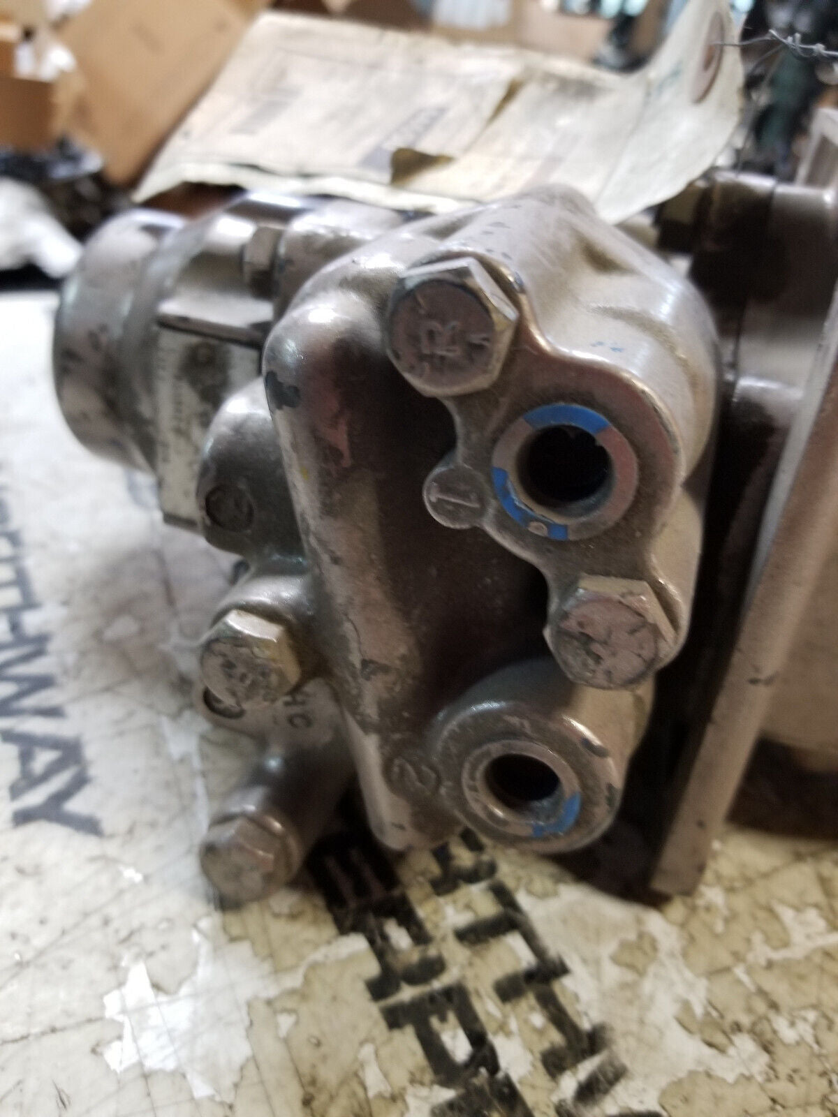 REXROTH HC-2-LX CONTROL AIR LEVER OPERATED VALVE 200 PSI P55582-2