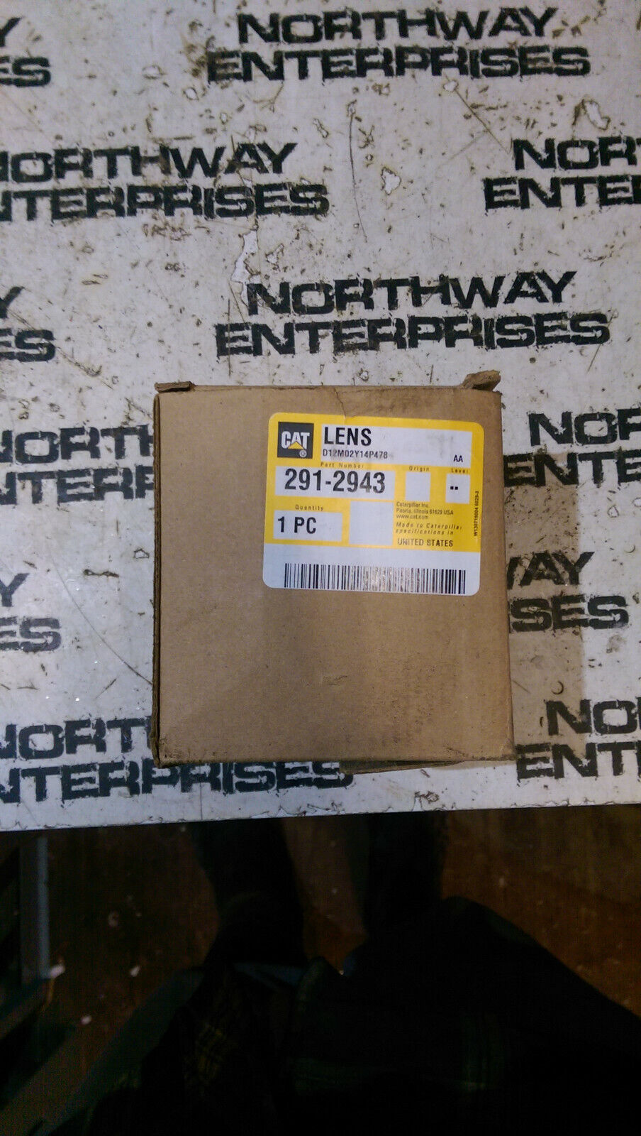 CAT 291-2943: LENS