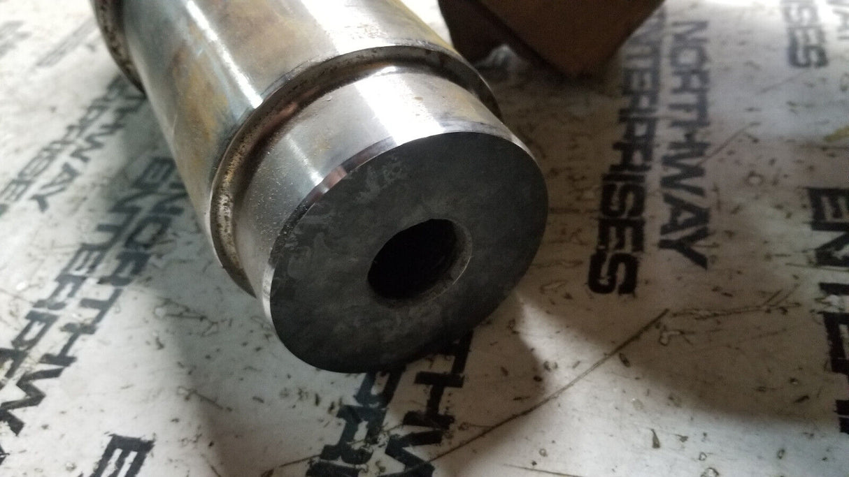11190832 VOLVO VOE11190832 PIN  A25D, A25E, A30D, A30E