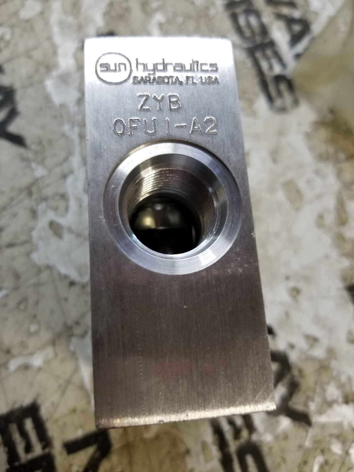 SUN HYDRAULICS ZYB OFU1-A2 0FU1-A2 LINE MOUNT MANIFOLD