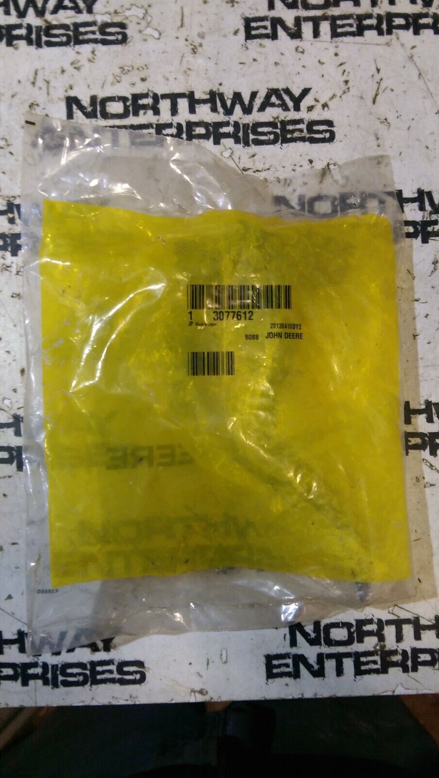 John Deere 3077612 CATCH