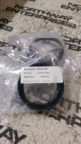 lot of 2pc - 879871-1 Mercury Mercruiser Quicksilver  879871 1 BEZEL-BL52MM