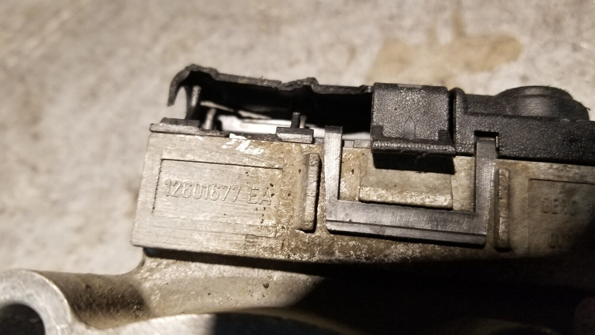 12601677 GM 11-16 2500 3500 HD 6.6L Diesel Turbo Pre Heater