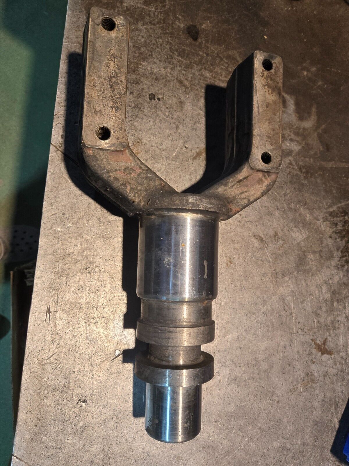 6Y2658 - YOKE Caterpillar 6Y-2658