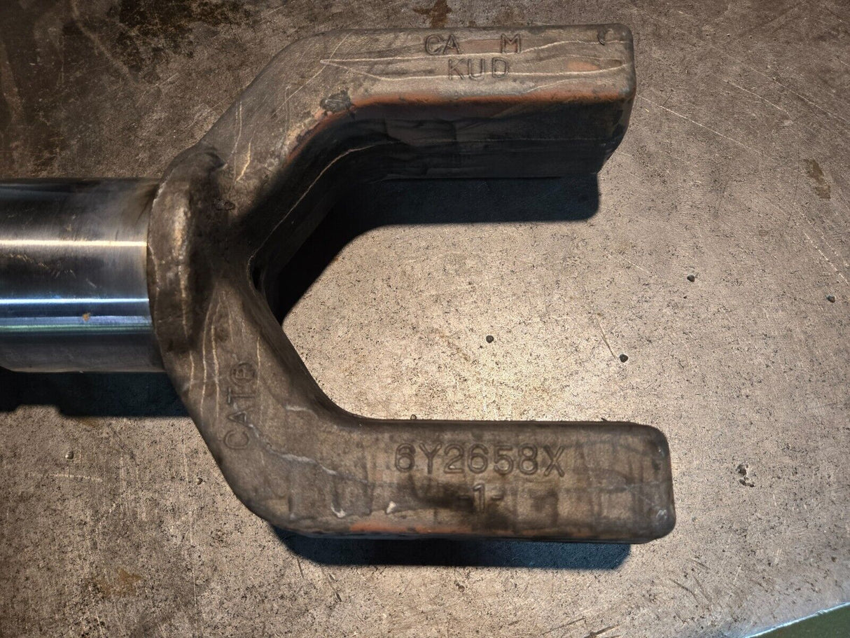 6Y2658 - YOKE Caterpillar 6Y-2658
