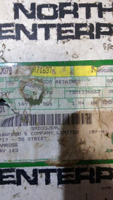 JOHN DEERE R71637 RETAINER