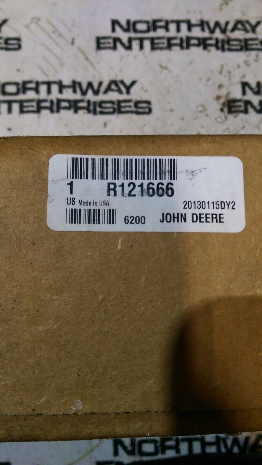 JOHN DEERE R121666