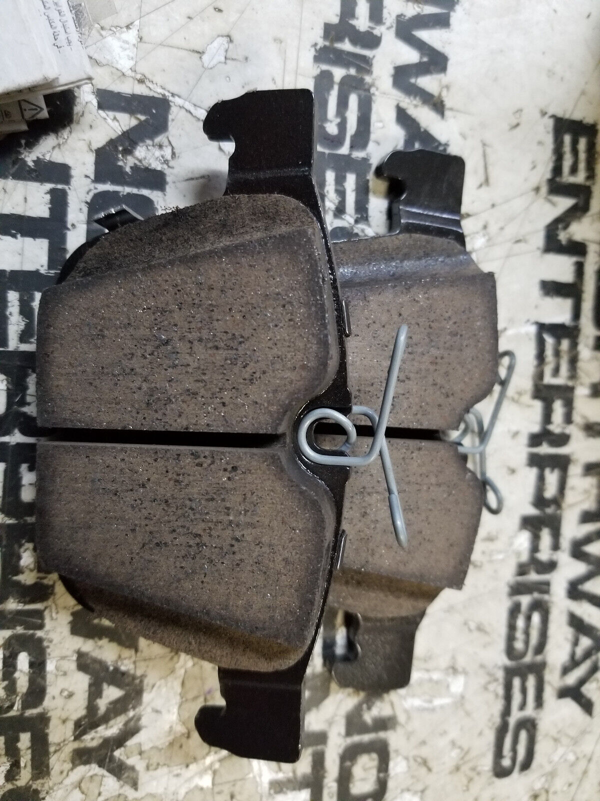 OEM 68318171AB MOPAR BRAKE PAD KIT SET