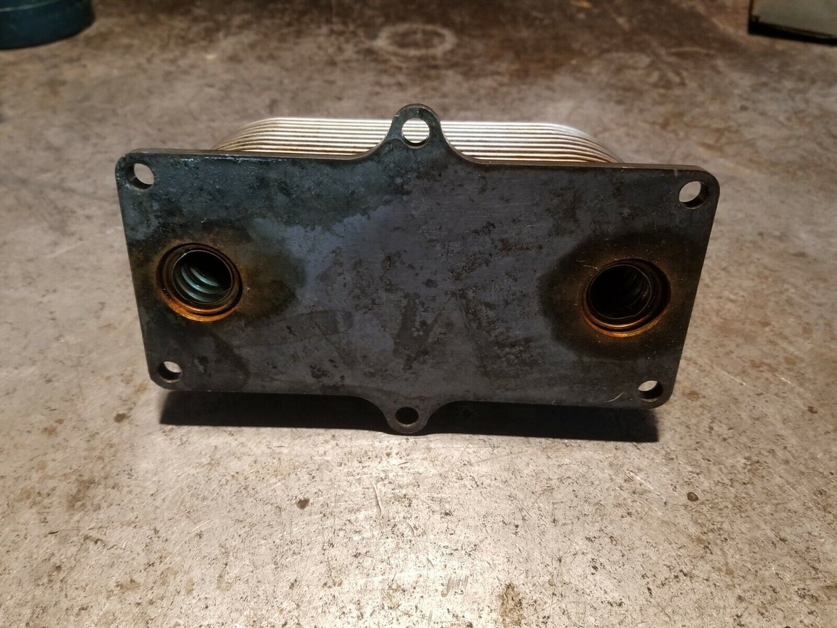 JOHN DEERE Oil Cooler RE59298