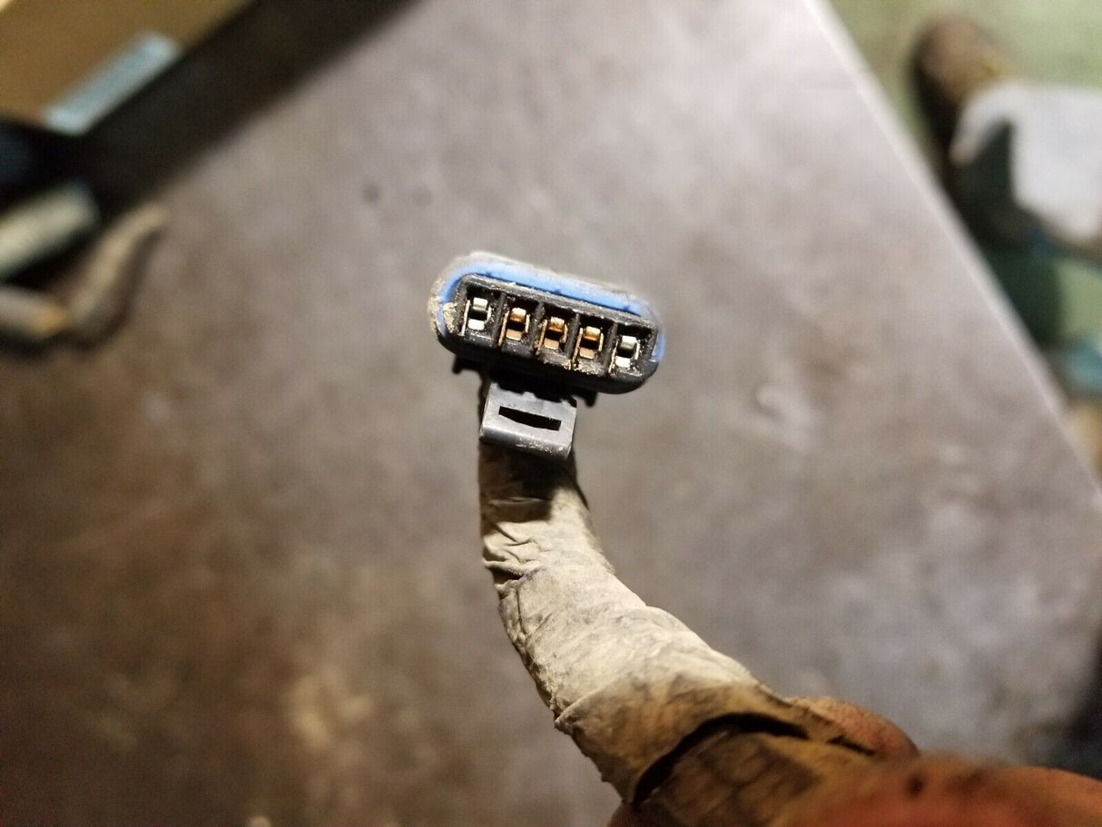 5 WIRE 6.0L POWERSTROKE ENGINE HARNESS PIGTAIL CONNECTOR