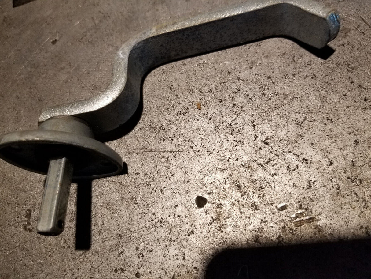 6G-6427 CATERPILLAR 6G6427 HANDLE