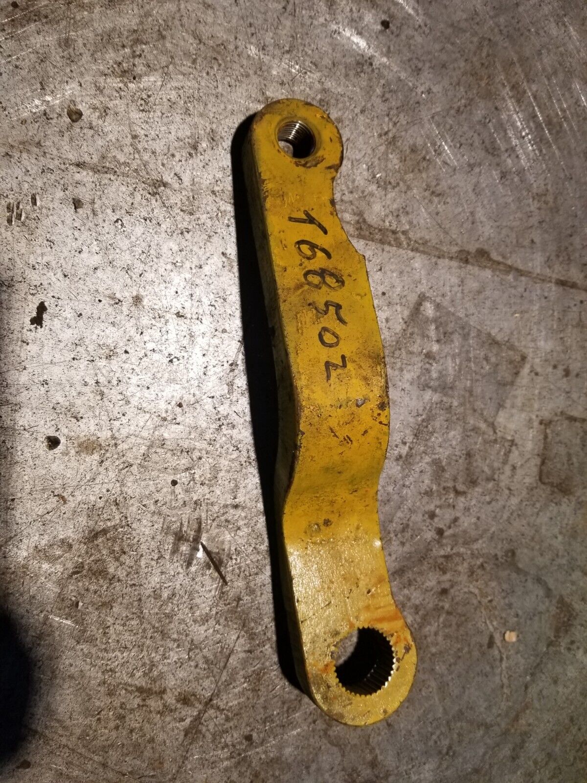 John Deere T68502 LEVER