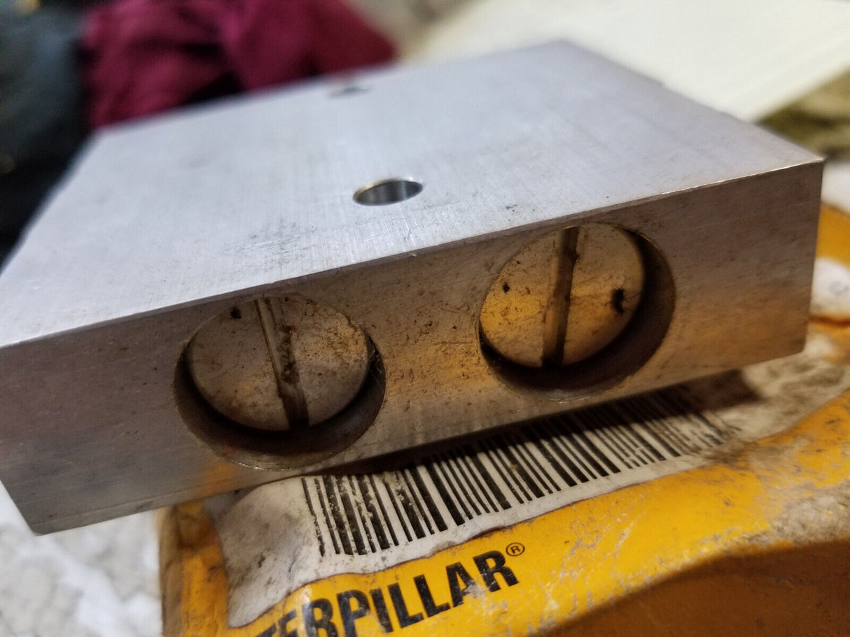 CATERPILLAR 8W-2036: Suspension Seat Valve 8W2036
