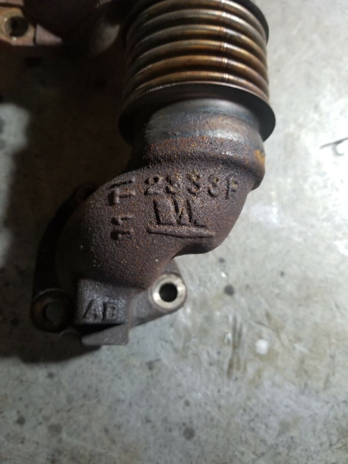 68247778AB 3.0L ECODIESEL USED EXHAUST MANIFOLD RH PASSENGER