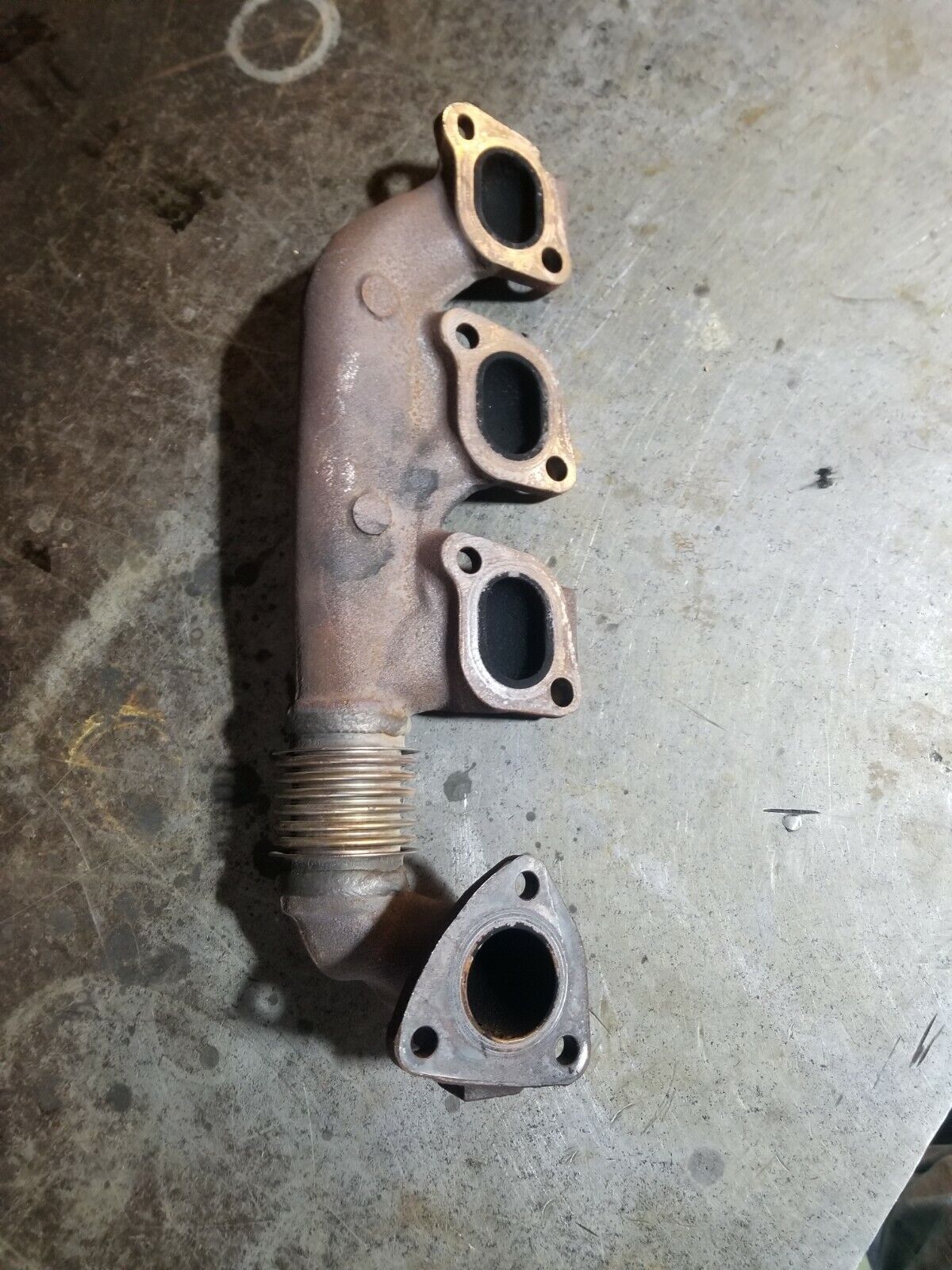 68247778AB 3.0L ECODIESEL USED EXHAUST MANIFOLD RH PASSENGER