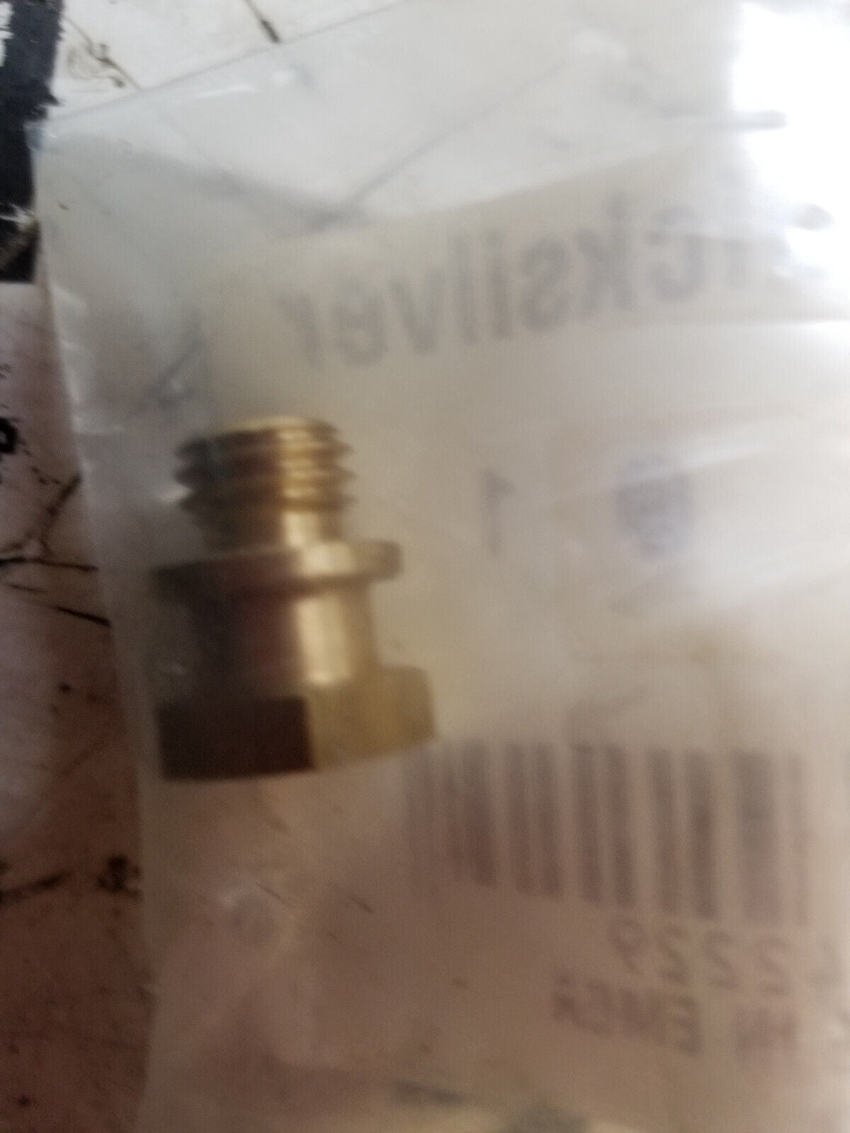 879288050 QUICKSILVER BOLT
